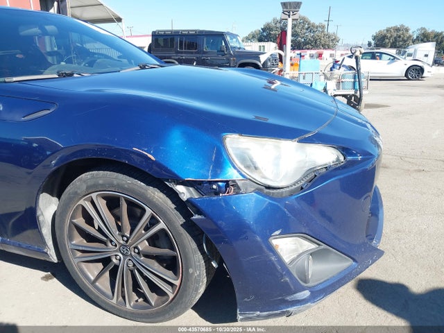 Scion FR-S 2014 JF1ZNAA10E8700900 Image 12