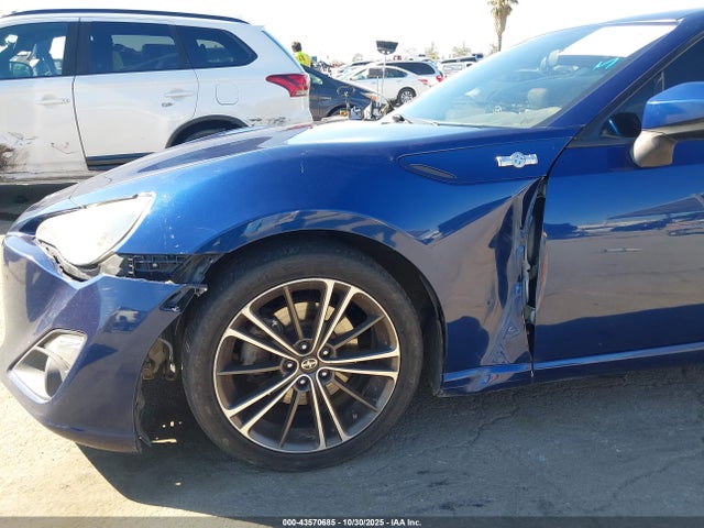 Scion FR-S 2014 JF1ZNAA10E8700900 Image 6