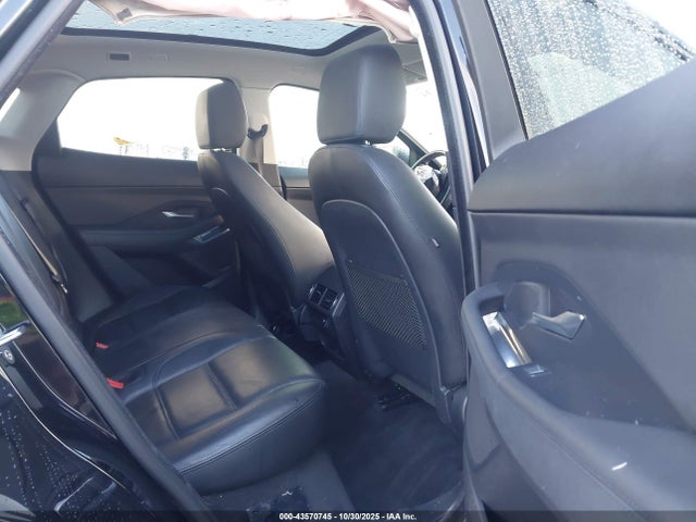 2019 JAGUAR E-PACE SADFJ2FX6K1Z42532 Photo 7