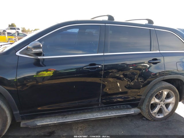 Toyota Highlander Le 2015 5TDZARFH8FS014577 Image 14