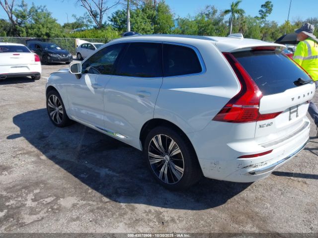 2022 VOLVO XC60 YV4L12DL2N1086453 Photo 2