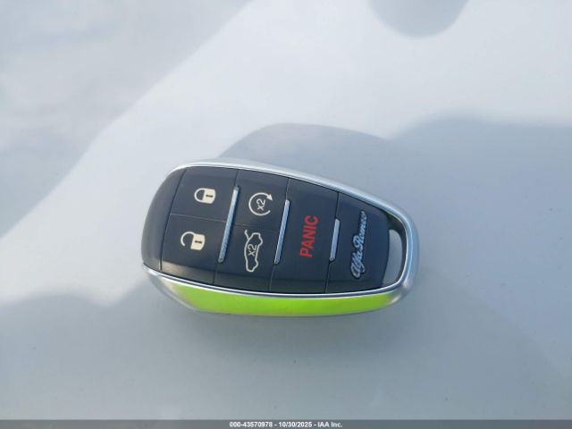 2022 ALFA ROMEO STELVIO ZASPAJAN4N7D37577 Photo 10