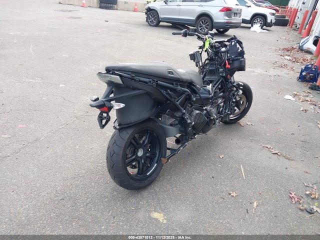 Продаж на аукціоні авто 2017 Bmw C650 Sport, vin: WB10C1408HZ314961, номер лоту: 43571012