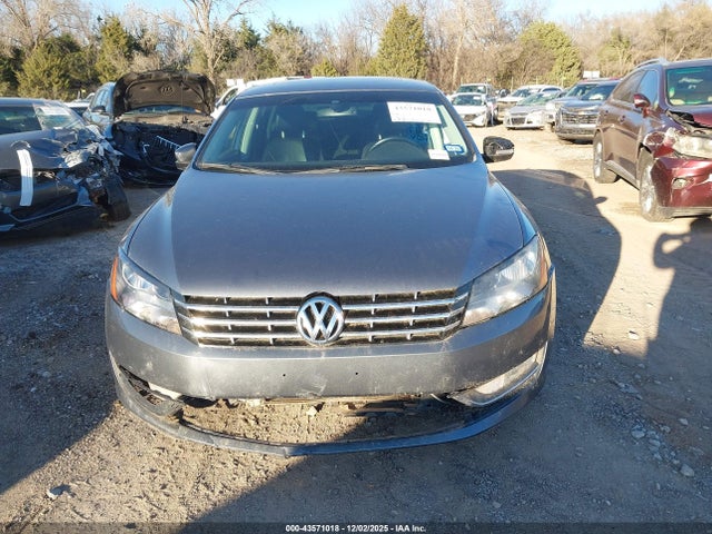 2015 Volkswagen Passat 2.0l Tdi Sel Premium მანქანა იყიდება აუქციონზე, vin: 1VWCV7A33FC015709, აუქციონის ნომერი: 43571018