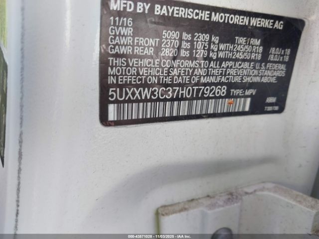 2017 BMW X4 5UXXW3C37H0T79268 Photo 8