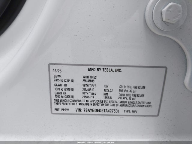 2026 TESLA MODEL Y 7SAYGDED6TA427531 Photo 8