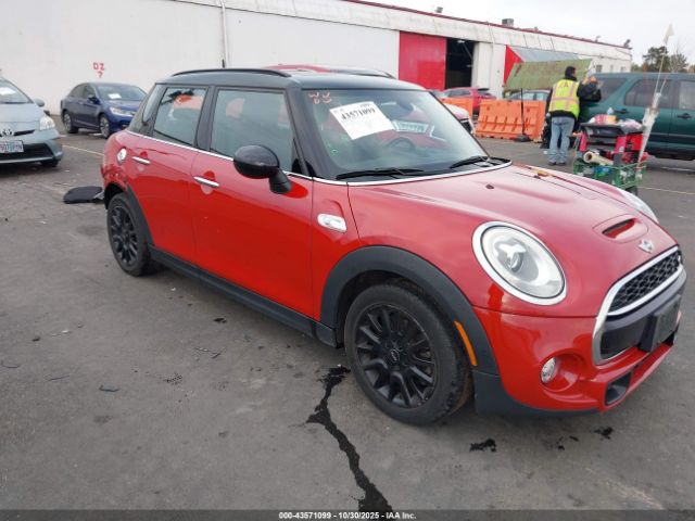 2017 MINI HARDTOP WMWXU3C5XH2B64044