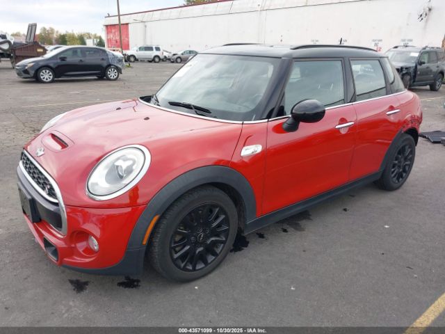 2017 MINI HARDTOP WMWXU3C5XH2B64044 Photo 1