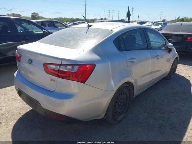 KNADM4A30E6412989 KIA RIO LX