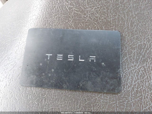 2019 TESLA MODEL 3 5YJ3E1EB0KF493830 Photo 10