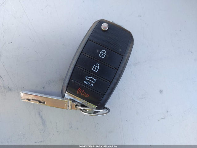 5XXGT4L33JG264428 KIA Optima Lx