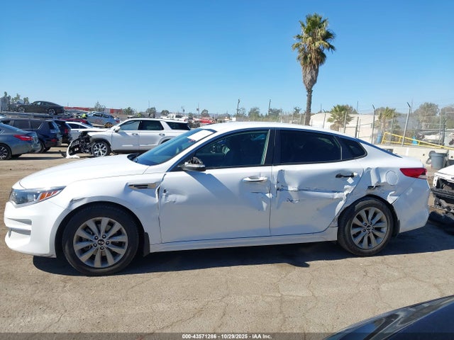 5XXGT4L33JG264428 KIA Optima Lx