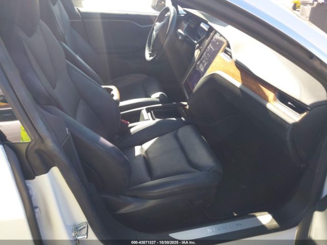 2020 TESLA MODEL S 5YJSA1E23LF370211 Photo 4