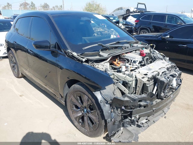 2024 BMW IX WB523CF05RCN46325