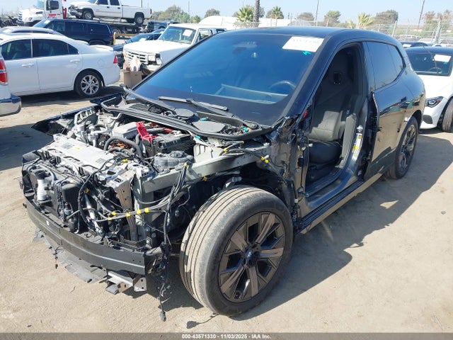 2024 BMW IX WB523CF05RCN46325 Photo 1