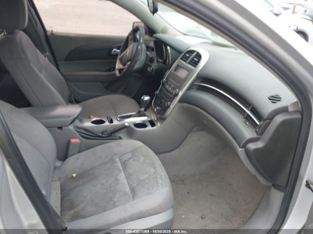 2015 CHEVROLET MALIBU 1G11B5SL6FF145142 Photo 4