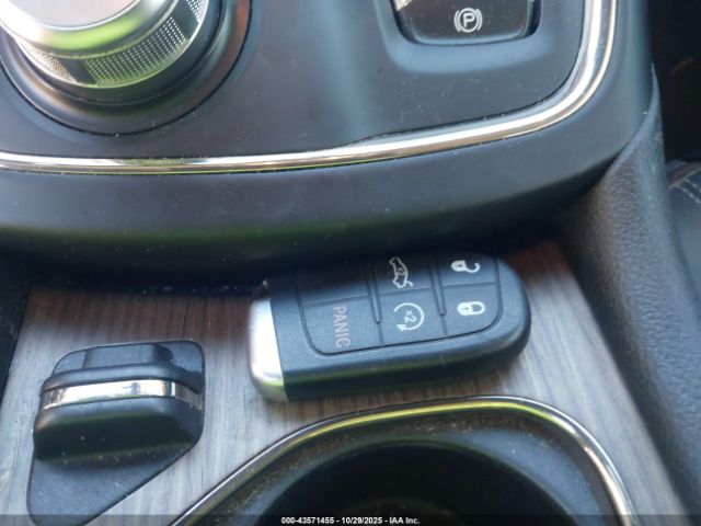 2015 CHRYSLER 200 1C3CCCCG2FN510526 Photo 10