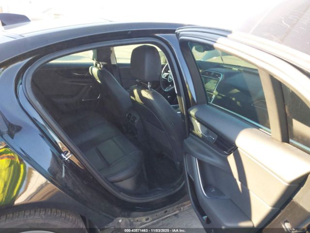 2020 JAGUAR XE SAJAJ4FX8LCP64390 Photo 7