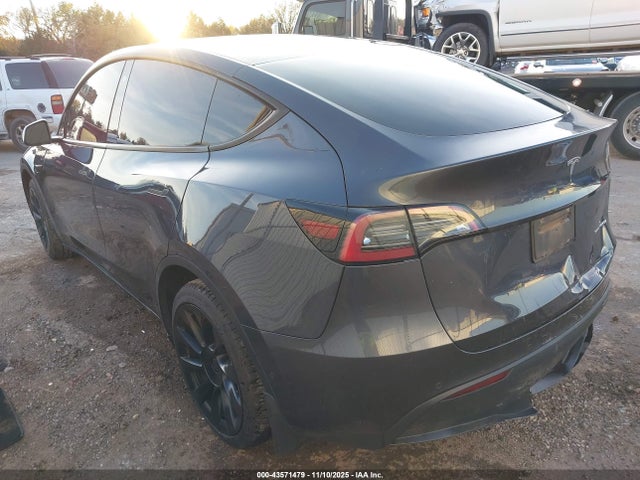 2021 Tesla Model Y Long Range Dual Motor All-wheel Drive მანქანა იყიდება აუქციონზე, vin: 5YJYGDEE2MF286029, აუქციონის ნომერი: 43571479