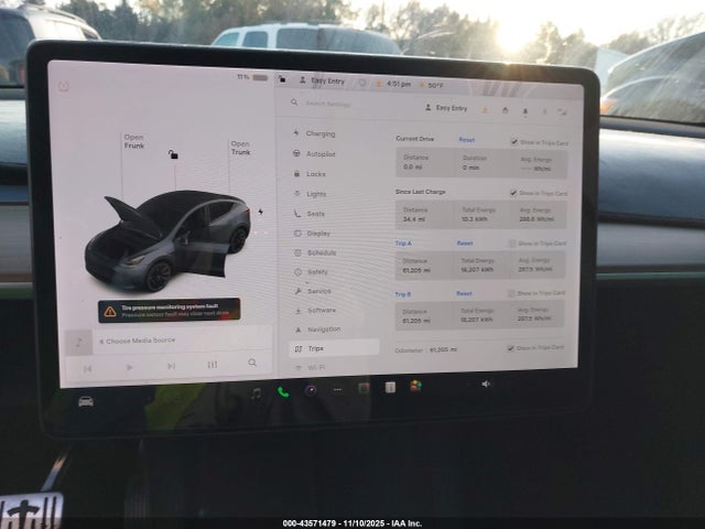 2021 Tesla Model Y Long Range Dual Motor All-wheel Drive მანქანა იყიდება აუქციონზე, vin: 5YJYGDEE2MF286029, აუქციონის ნომერი: 43571479