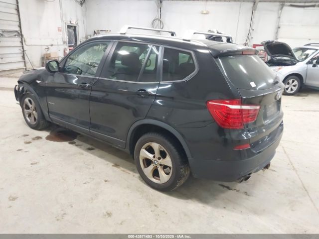 2011 BMW X3 5UXWX5C56BL706321 Photo 2
