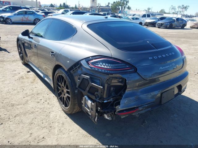 2016 PORSCHE PANAMERA WP0AF2A73GL081577 Photo 2