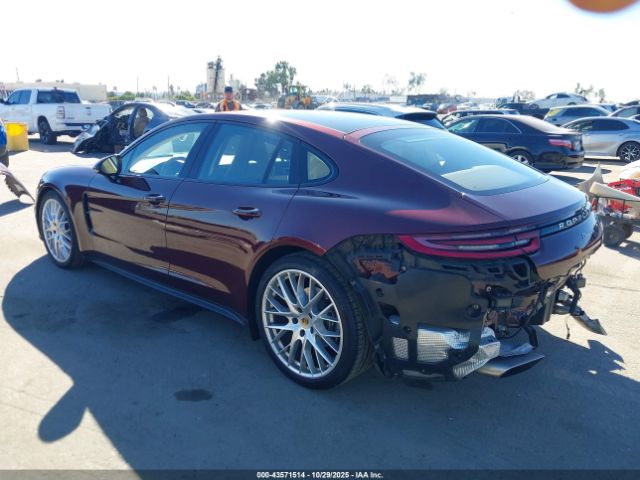 2018 PORSCHE PANAMERA WP0AA2A78JL108536 Photo 2