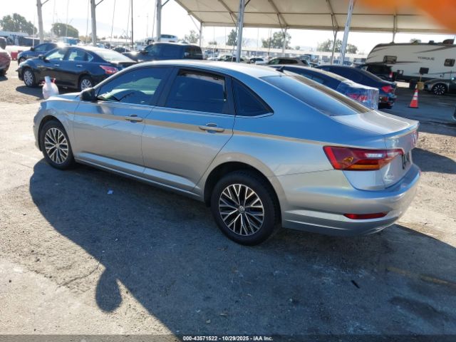 2019 VOLKSWAGEN JETTA 3VWCB7BU1KM199394 Photo 2
