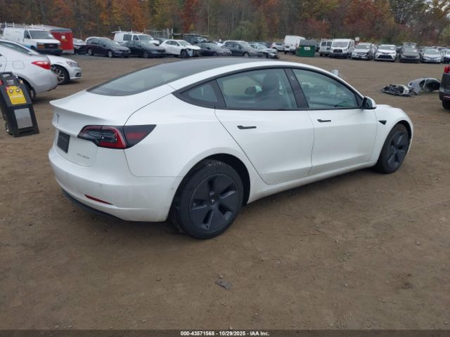 2022 TESLA MODEL 3 5YJ3E1EB3NF194854 Photo 3