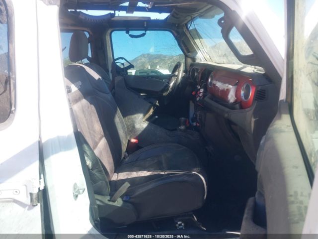 2019 JEEP WRANGLER UNLIMITED 1C4HJXFN6KW677646 Photo 4