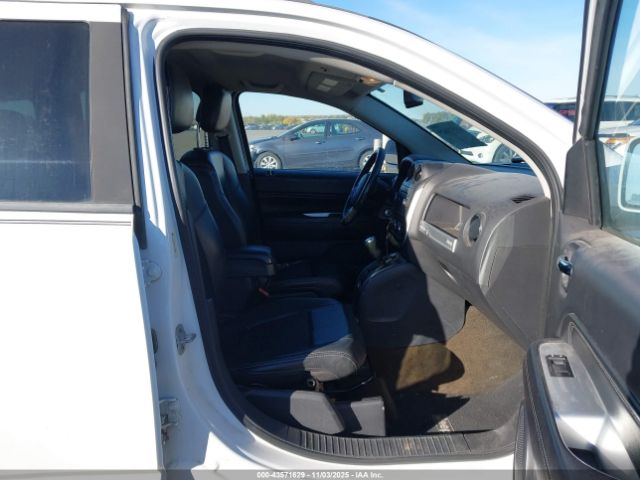 2014 JEEP COMPASS 1C4NJDEB2ED520205 Photo 4