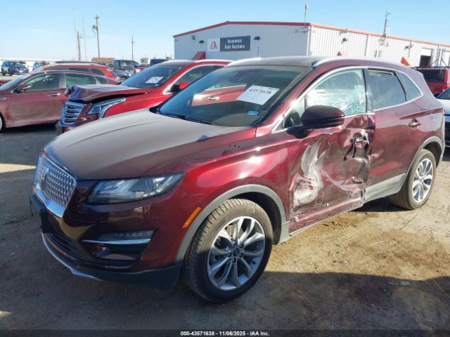 2019 LINCOLN MKC 5LMCJ2C98KUL17626 Photo 1