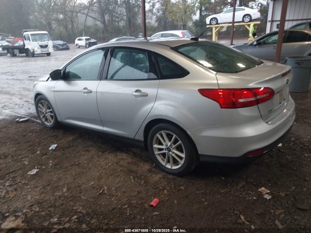 2015 FORD FOCUS 1FADP3F26FL353895 Photo 2