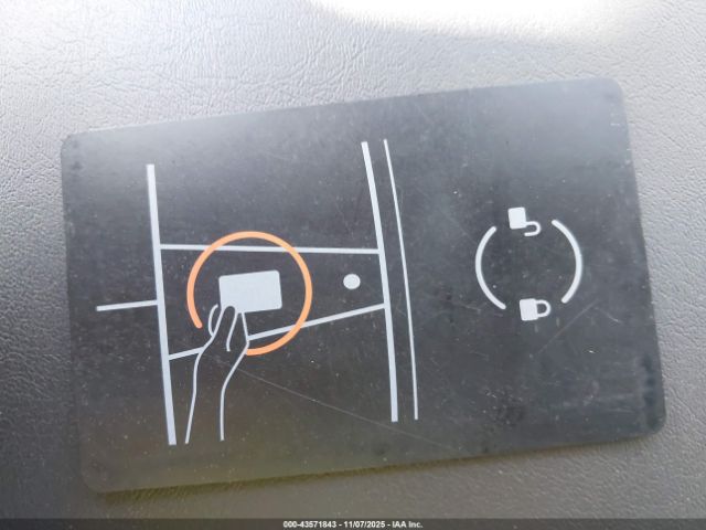 2023 TESLA MODEL Y 7SAYGAEEXPF606445 Photo 10