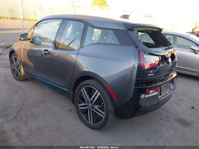 2016 BMW I3 WBY1Z4C57GV505814 Photo 2