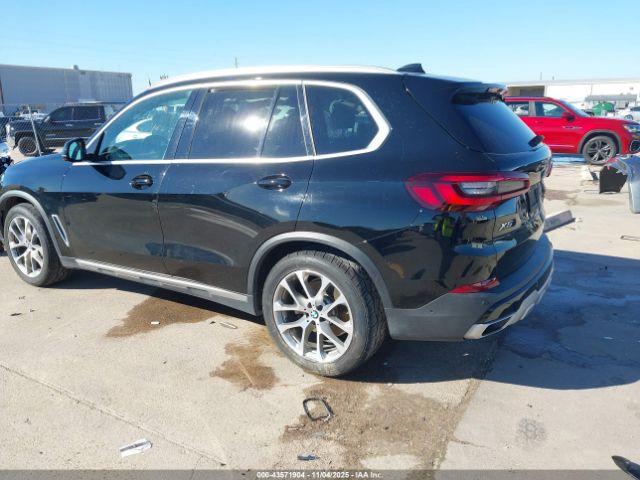 2020 BMW X5 5UXCR4C01L9C25048 Photo 2