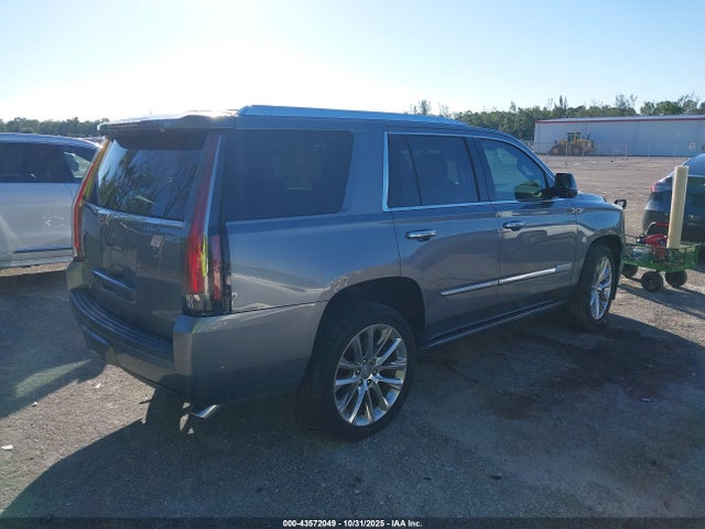 2018 CADILLAC ESCALADE 1GYS4CKJ0JR262645 Photo 3
