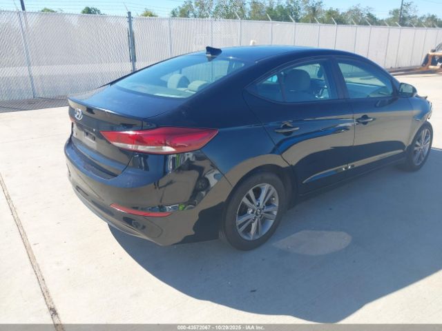 2017 HYUNDAI ELANTRA KMHD84LF8HU381341 Photo 3