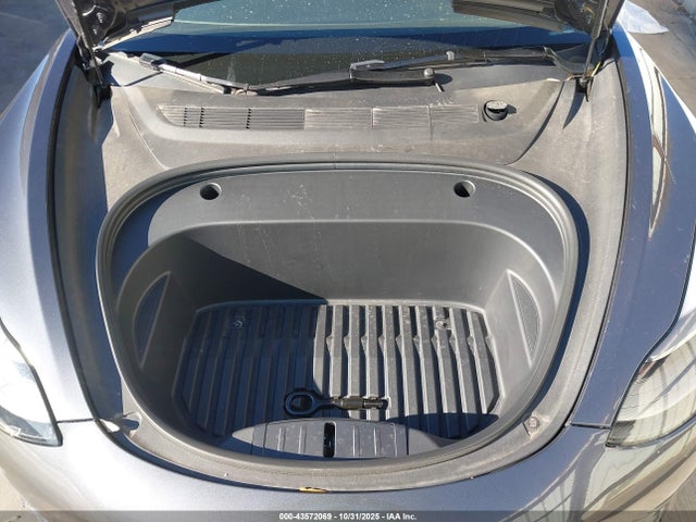 2023 TESLA MODEL 3 5YJ3E1EA9PF701850 Photo 9
