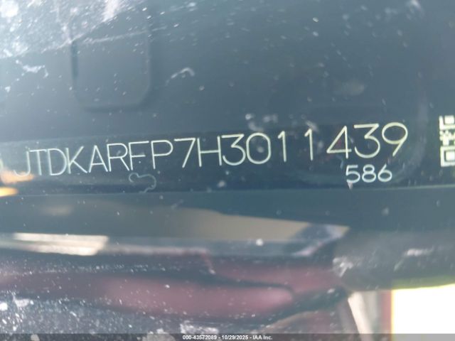 2017 TOYOTA PRIUS PRIME JTDKARFP7H3011439 Photo 8