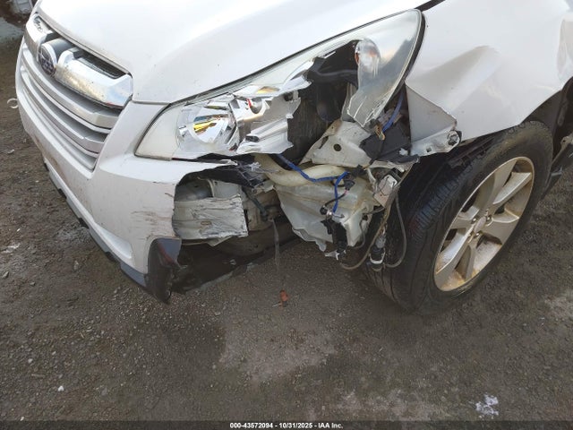Продаж на аукціоні авто 2014 Subaru Outback 2.5i Premium, vin: 4S4BRBCC9E3282530, номер лоту: 43572094