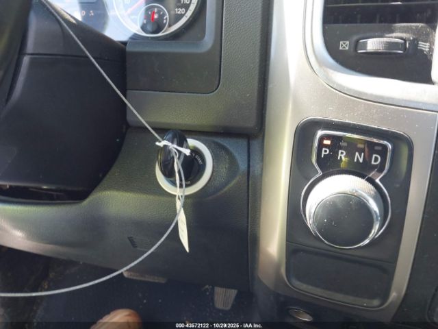 2015 RAM 1500 1C6RR6GTXFS510926 Photo 10