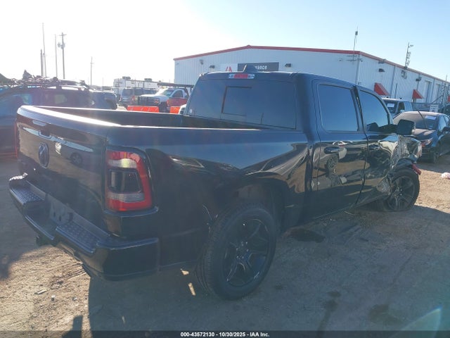 2023 RAM 1500 1C6SRFFT4PN613990 Photo 3