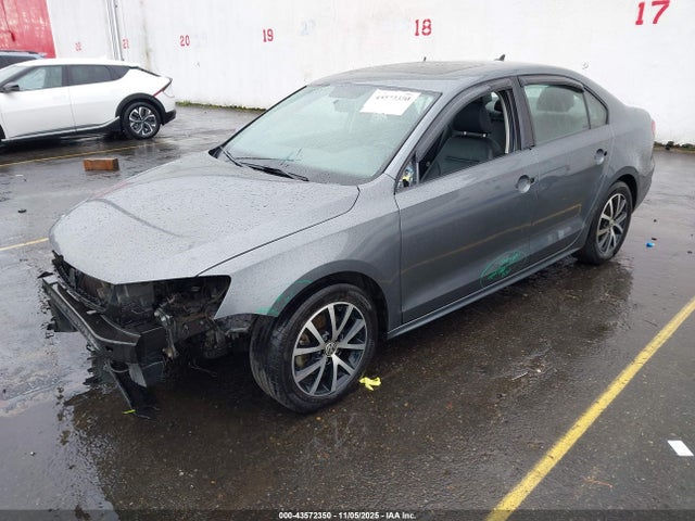 3VWDB7AJ8HM222156 Volkswagen Jetta 1.4t Se