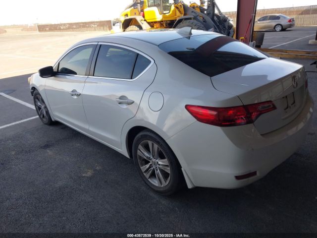 2013 ACURA ILX 19VDE1F38DE020819 Photo 2