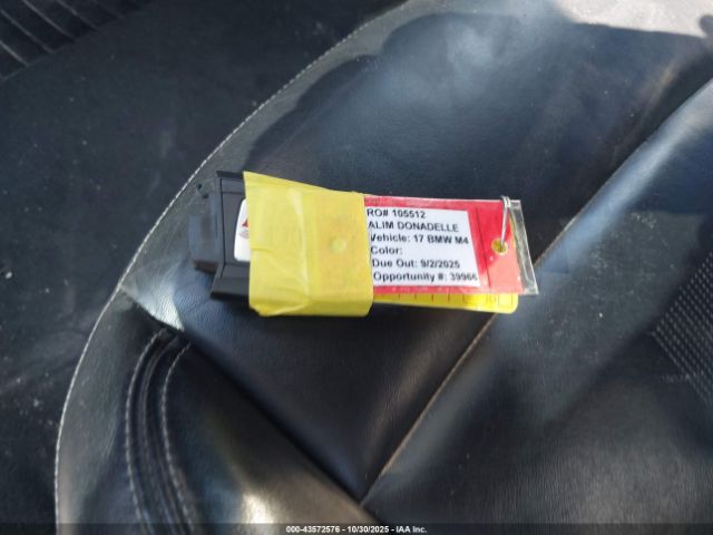 2017 BMW M4 WBS3R9C36HA014349 Photo 10