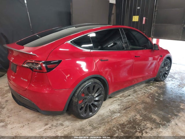 2023 TESLA MODEL Y 7SAYGDEF6PF925397 Photo 3