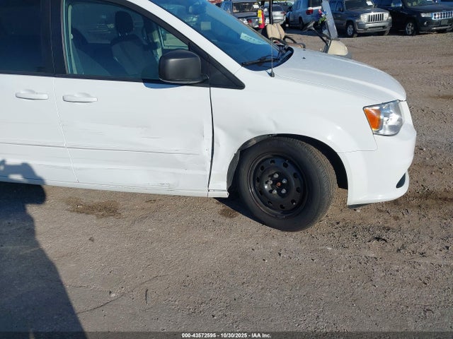 2C4RDGBGXHR855868 Dodge Grand Caravan Se