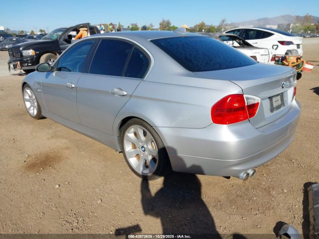 2006 BMW 330I WBAVB33526KS32229 Photo 2