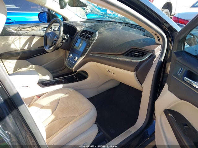 2018 Lincoln Mkc Reserve მანქანა იყიდება აუქციონზე, vin: 5LMCJ3C94JUL20771, აუქციონის ნომერი: 43572662